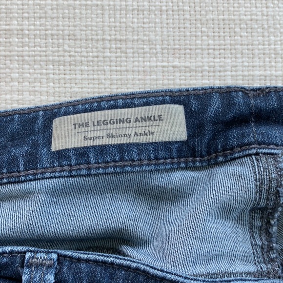 AG skinny jeans - 30 - Picture 3 of 9